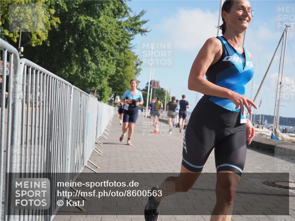 17.08.2025 - KN Förde Triathlon 2025 KatJ http://msf.ph/oto/8600563 17.08.2025 10:26:58 Laufen 173, 180, 211 meine-sportfotos.de