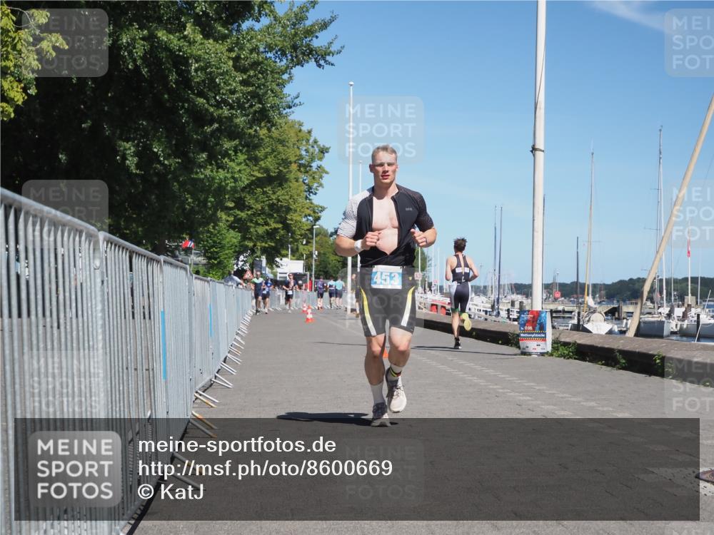17.08.2025 - KN Förde Triathlon 2025 KatJ http://msf.ph/oto/8600669 17.08.2025 13:41:46 Laufen 453 meine-sportfotos.de