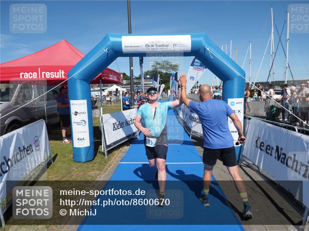 17.08.2025 - KN Förde Triathlon 2025 MichiJ http://msf.ph/oto/8600670 17.08.2025 14:05:43 Laufen 519 meine-sportfotos.de