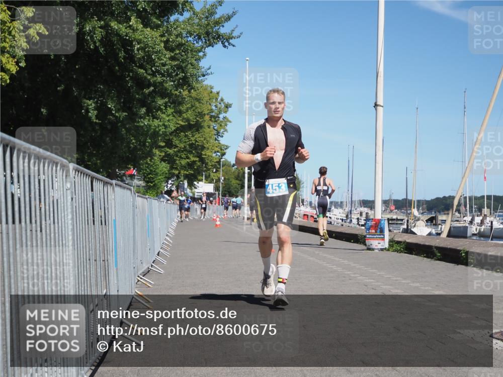 17.08.2025 - KN Förde Triathlon 2025 KatJ http://msf.ph/oto/8600675 17.08.2025 13:41:46 Laufen 453 meine-sportfotos.de