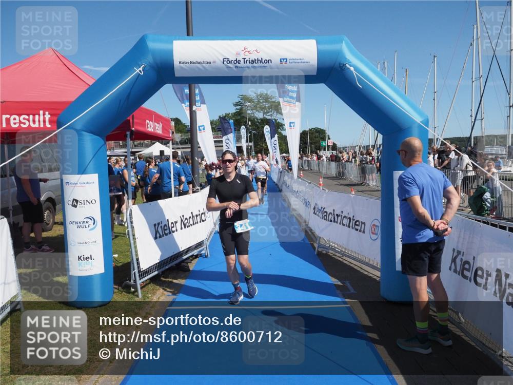 17.08.2025 - KN Förde Triathlon 2025 MichiJ http://msf.ph/oto/8600712 17.08.2025 12:16:32 Laufen 299, 327, 341, 632 meine-sportfotos.de