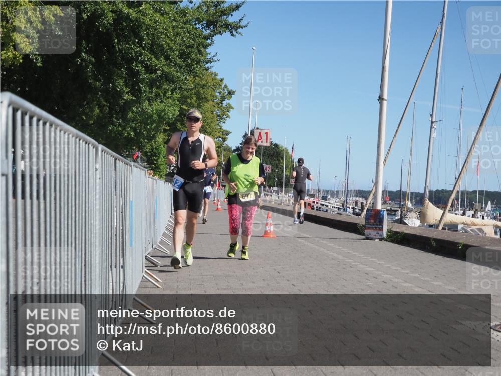 17.08.2025 - KN Förde Triathlon 2025 KatJ http://msf.ph/oto/8600880 17.08.2025 11:53:03 Laufen 300, 312, 607 meine-sportfotos.de