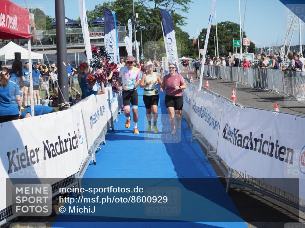 17.08.2025 - KN Förde Triathlon 2025 MichiJ http://msf.ph/oto/8600929 17.08.2025 12:16:48 Laufen 620 meine-sportfotos.de