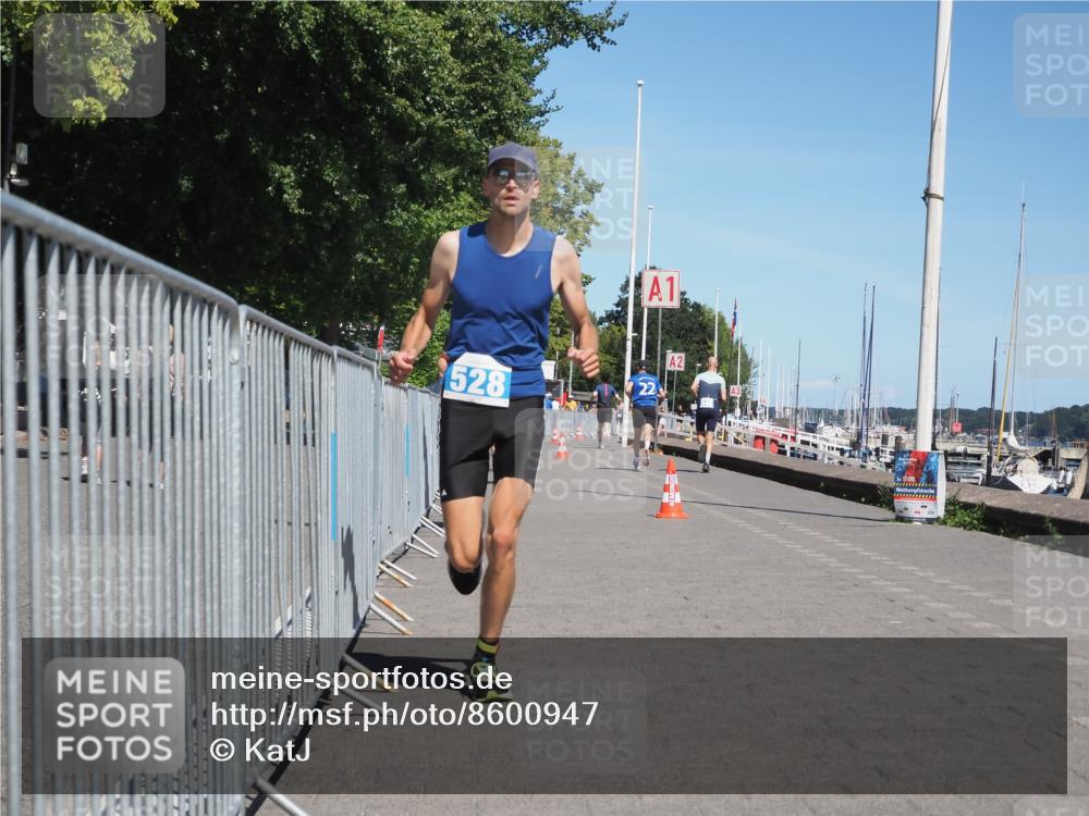 17.08.2025 - KN Förde Triathlon 2025 KatJ http://msf.ph/oto/8600947 17.08.2025 13:42:16 Laufen 425, 512, 513, 528 meine-sportfotos.de