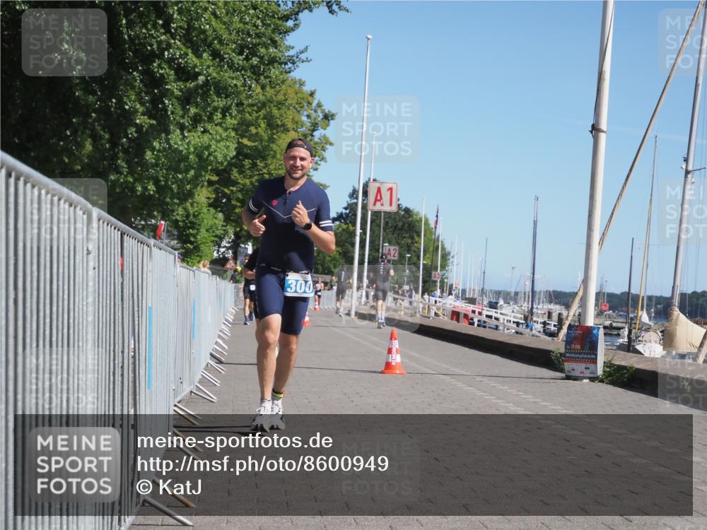17.08.2025 - KN Förde Triathlon 2025 KatJ http://msf.ph/oto/8600949 17.08.2025 11:53:08 Laufen 300, 312, 339, 607 meine-sportfotos.de