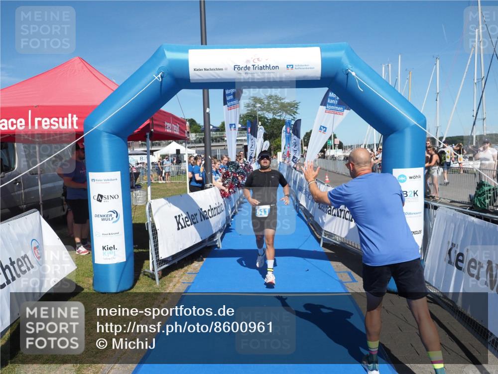 17.08.2025 - KN Förde Triathlon 2025 MichiJ http://msf.ph/oto/8600961 17.08.2025 14:06:13 Laufen 511 meine-sportfotos.de