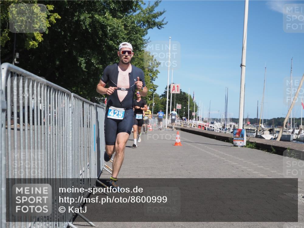 17.08.2025 - KN Förde Triathlon 2025 KatJ http://msf.ph/oto/8600999 17.08.2025 13:42:19 Laufen 425, 470, 512, 513, 528 meine-sportfotos.de