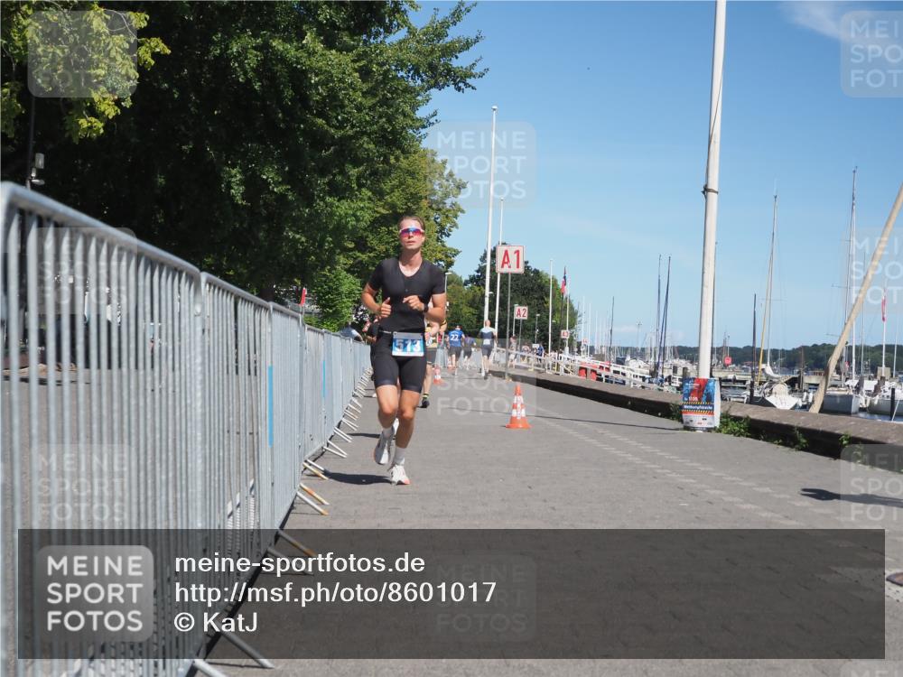 17.08.2025 - KN Förde Triathlon 2025 KatJ http://msf.ph/oto/8601017 17.08.2025 13:42:21 Laufen 425, 470, 511, 512, 513 meine-sportfotos.de