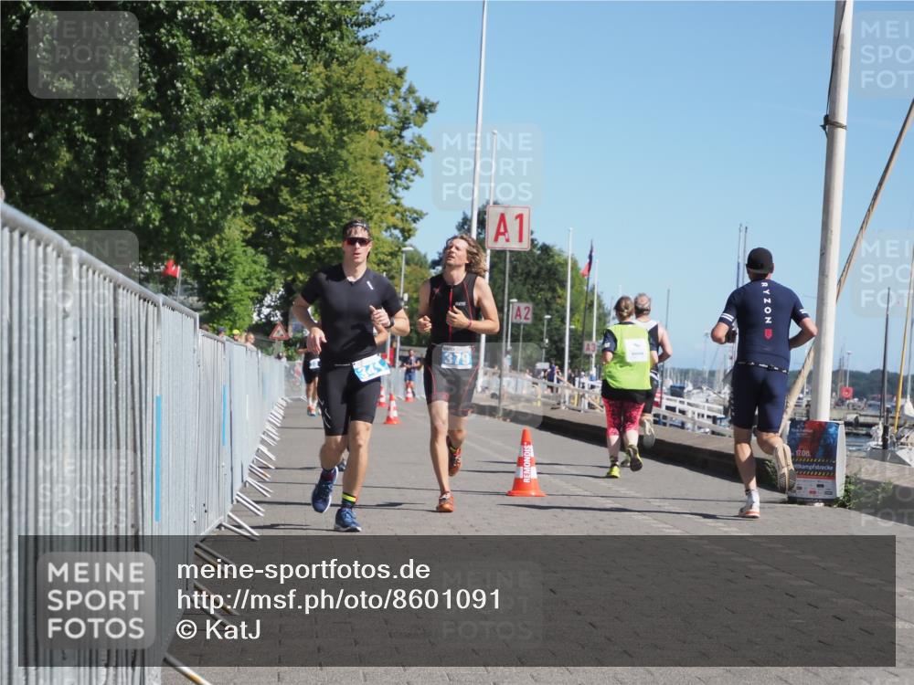 17.08.2025 - KN Förde Triathlon 2025 KatJ http://msf.ph/oto/8601091 17.08.2025 11:53:17 Laufen 327, 339, 341, 379, 638 meine-sportfotos.de