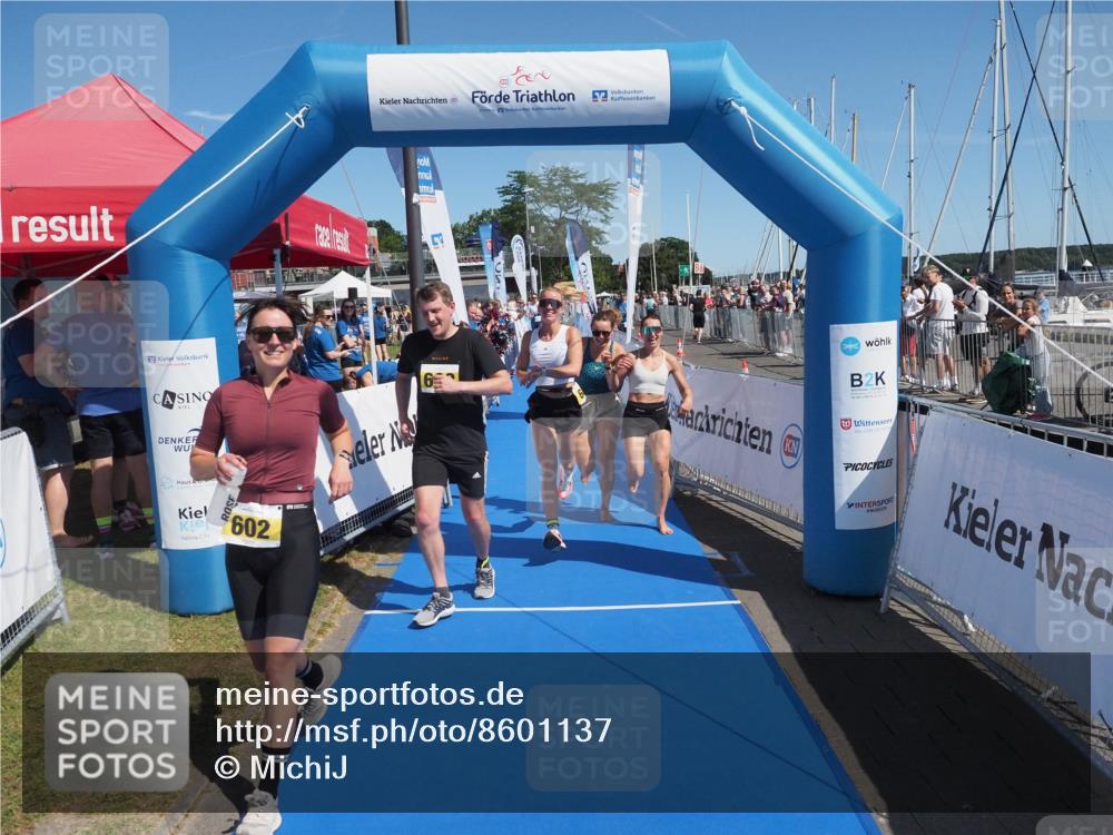 17.08.2025 - KN Förde Triathlon 2025 MichiJ http://msf.ph/oto/8601137 17.08.2025 12:17:01 Laufen 362, 602, 623 meine-sportfotos.de