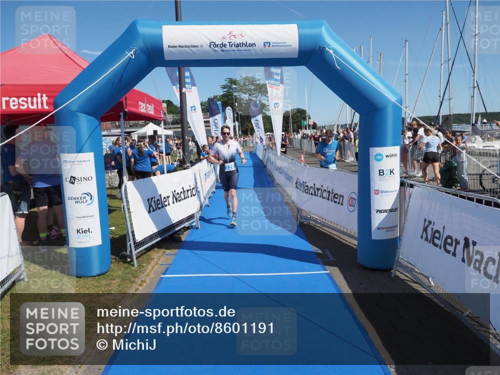 17.08.2025 - KN Förde Triathlon 2025 MichiJ http://msf.ph/oto/8601191 17.08.2025 12:17:07 Laufen 328, 623 meine-sportfotos.de