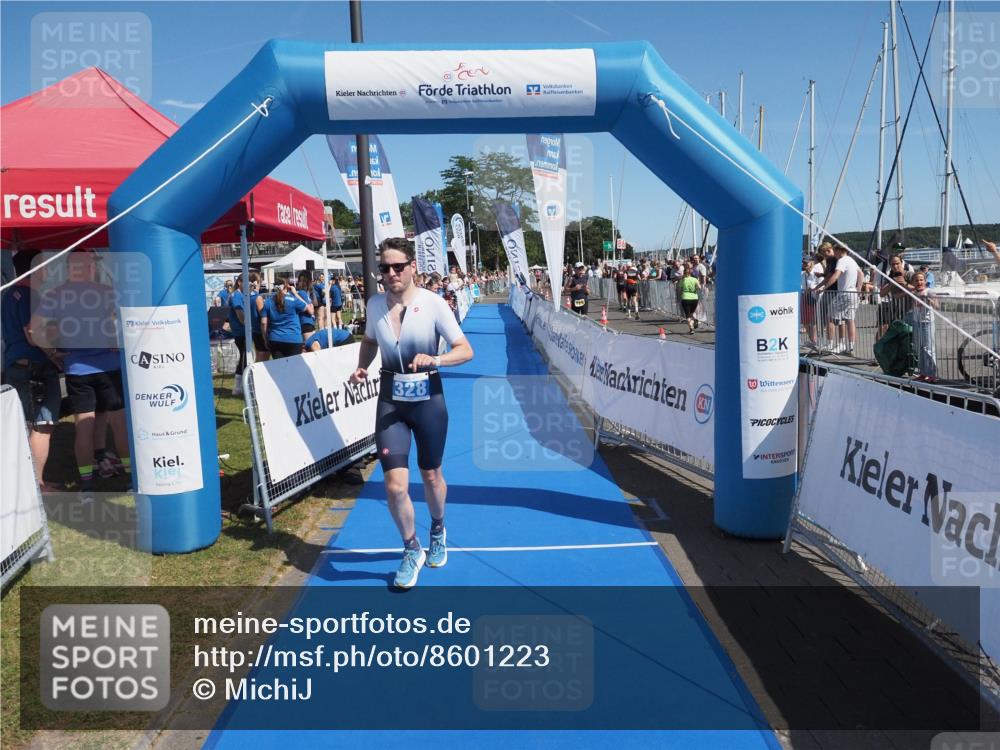17.08.2025 - KN Förde Triathlon 2025 MichiJ http://msf.ph/oto/8601223 17.08.2025 12:17:08 Laufen 328 meine-sportfotos.de