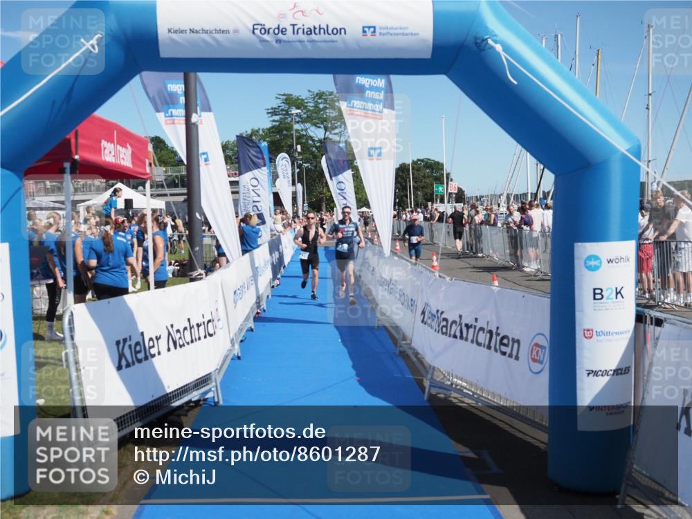 17.08.2025 - KN Förde Triathlon 2025 MichiJ http://msf.ph/oto/8601287 17.08.2025 12:17:53 Laufen 330, 370 meine-sportfotos.de