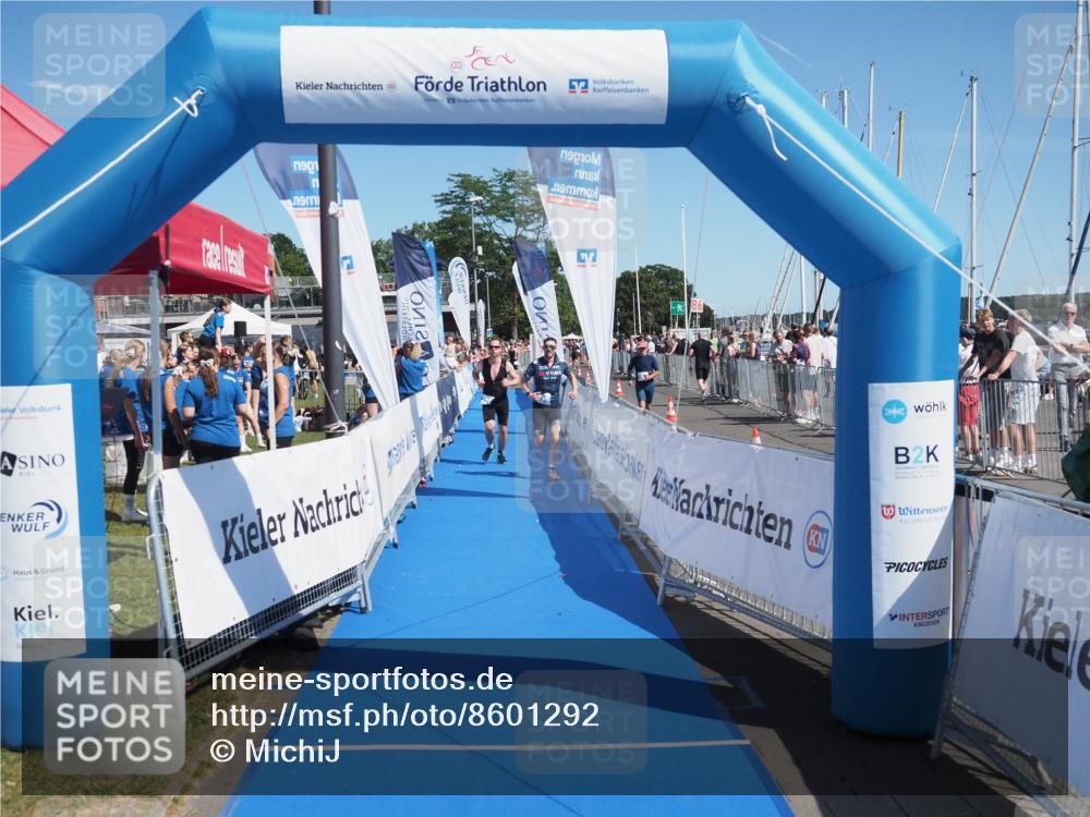 17.08.2025 - KN Förde Triathlon 2025 MichiJ http://msf.ph/oto/8601292 17.08.2025 12:17:53 Laufen 330, 370 meine-sportfotos.de