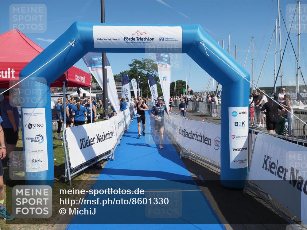 17.08.2025 - KN Förde Triathlon 2025 MichiJ http://msf.ph/oto/8601330 17.08.2025 12:17:55 Laufen 330, 370 meine-sportfotos.de