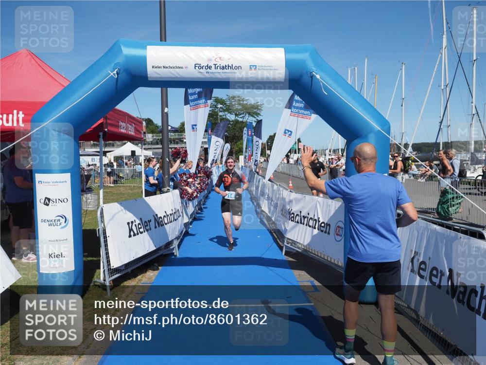 17.08.2025 - KN Förde Triathlon 2025 MichiJ http://msf.ph/oto/8601362 17.08.2025 14:08:17 Laufen 514 meine-sportfotos.de