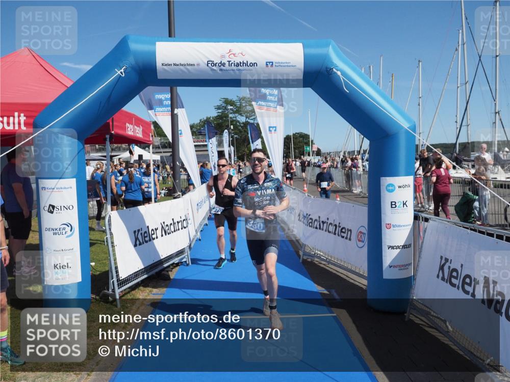 17.08.2025 - KN Förde Triathlon 2025 MichiJ http://msf.ph/oto/8601370 17.08.2025 12:17:56 Laufen 330, 370 meine-sportfotos.de