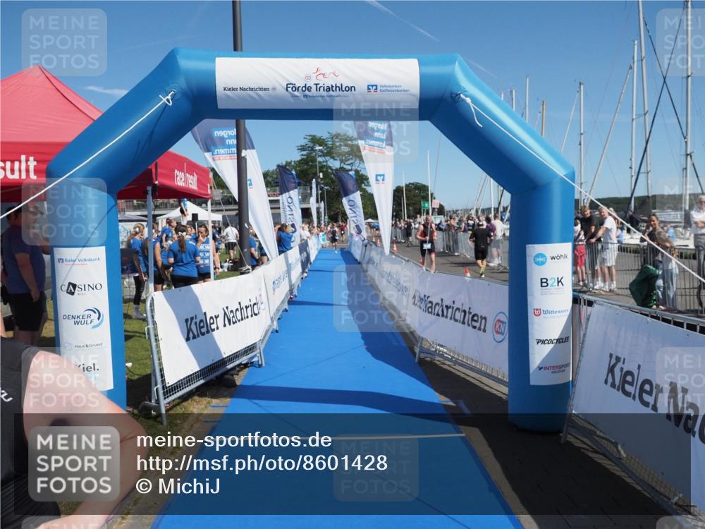 17.08.2025 - KN Förde Triathlon 2025 MichiJ http://msf.ph/oto/8601428 17.08.2025 12:17:58 Laufen 330, 370 meine-sportfotos.de