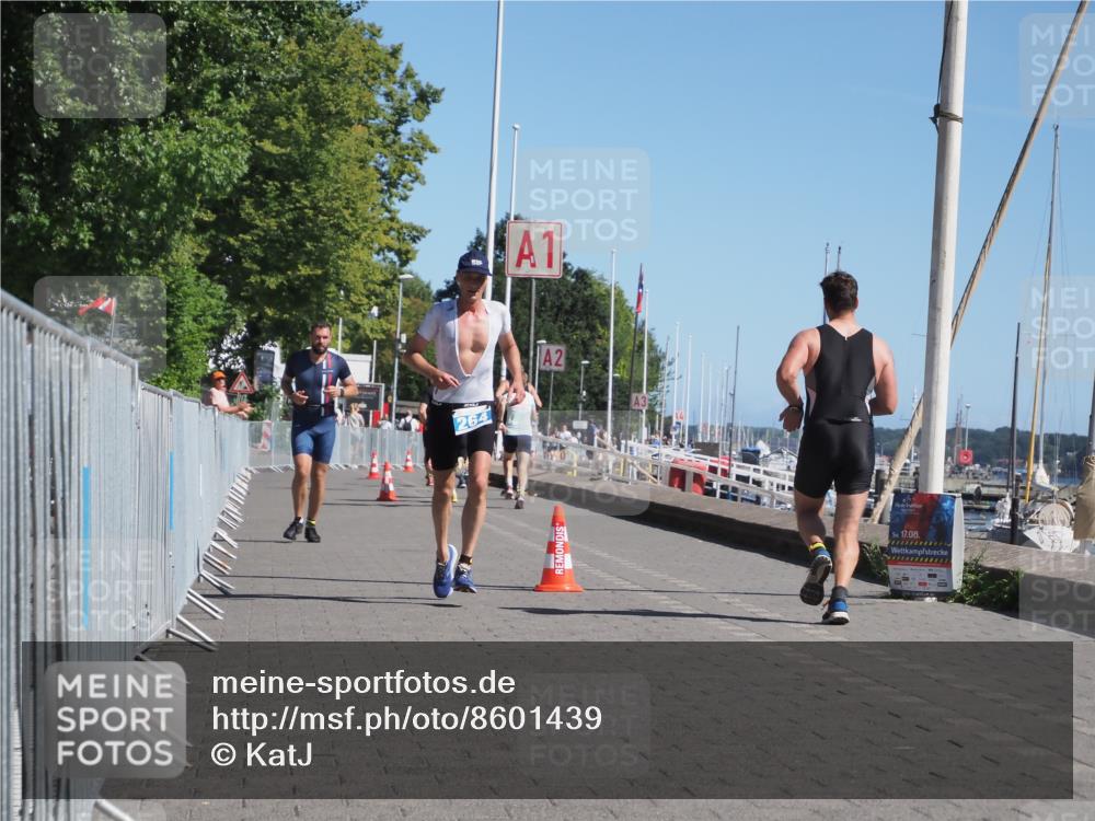 17.08.2025 - KN Förde Triathlon 2025 KatJ http://msf.ph/oto/8601439 17.08.2025 11:53:40 Laufen 264, 334 meine-sportfotos.de