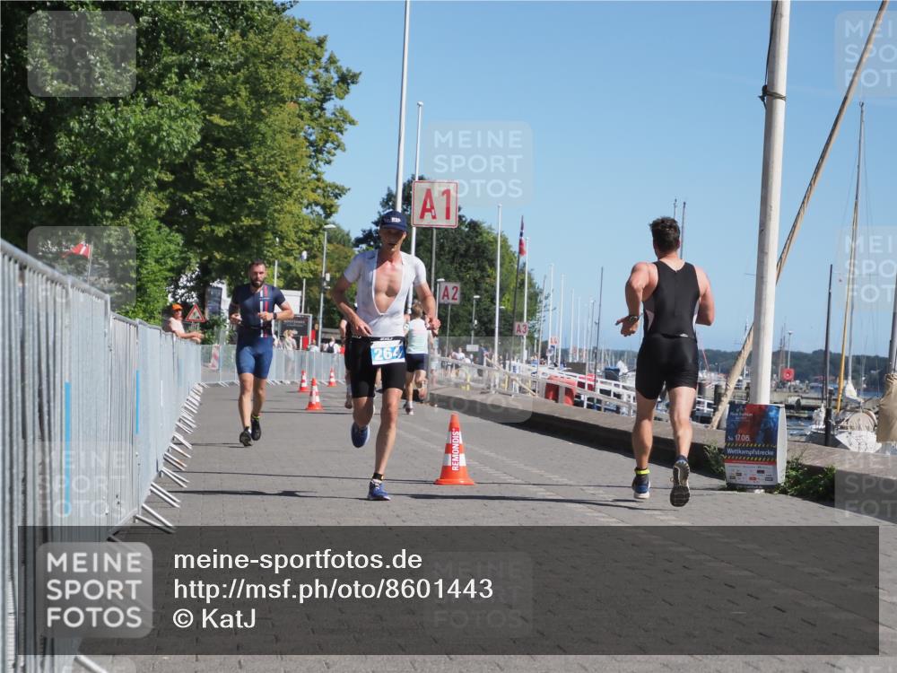 17.08.2025 - KN Förde Triathlon 2025 KatJ http://msf.ph/oto/8601443 17.08.2025 11:53:40 Laufen 264, 334 meine-sportfotos.de