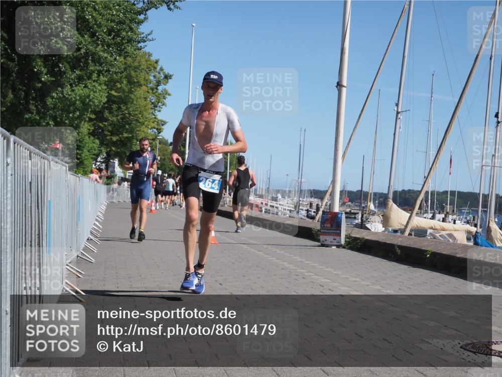 17.08.2025 - KN Förde Triathlon 2025 KatJ http://msf.ph/oto/8601479 17.08.2025 11:53:42 Laufen 264, 334 meine-sportfotos.de