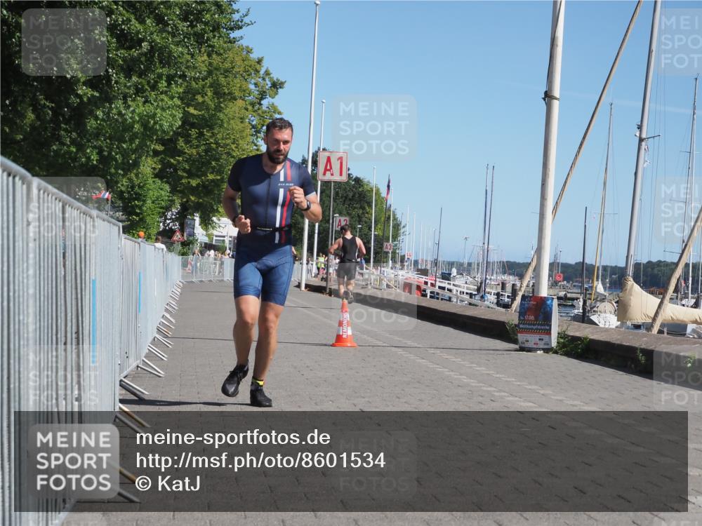 17.08.2025 - KN Förde Triathlon 2025 KatJ http://msf.ph/oto/8601534 17.08.2025 11:53:45 Laufen 264, 334 meine-sportfotos.de