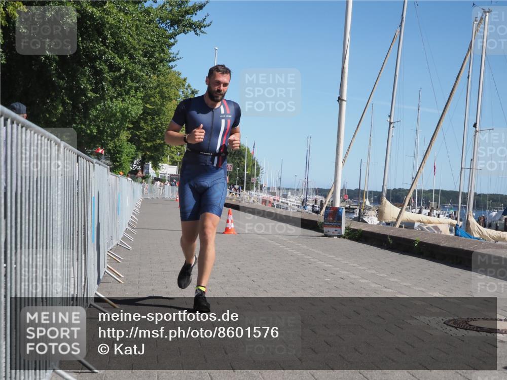 17.08.2025 - KN Förde Triathlon 2025 KatJ http://msf.ph/oto/8601576 17.08.2025 11:53:46 Laufen 264, 334 meine-sportfotos.de