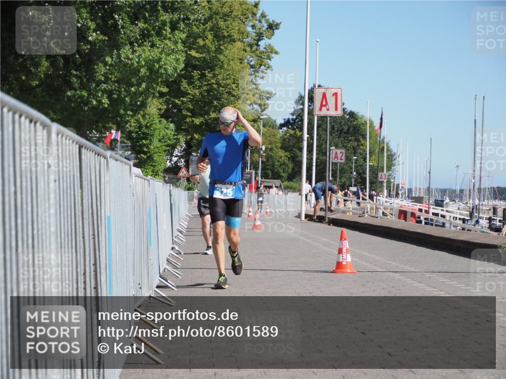 17.08.2025 - KN Förde Triathlon 2025 KatJ http://msf.ph/oto/8601589 17.08.2025 11:54:12 Laufen 325, 613 meine-sportfotos.de