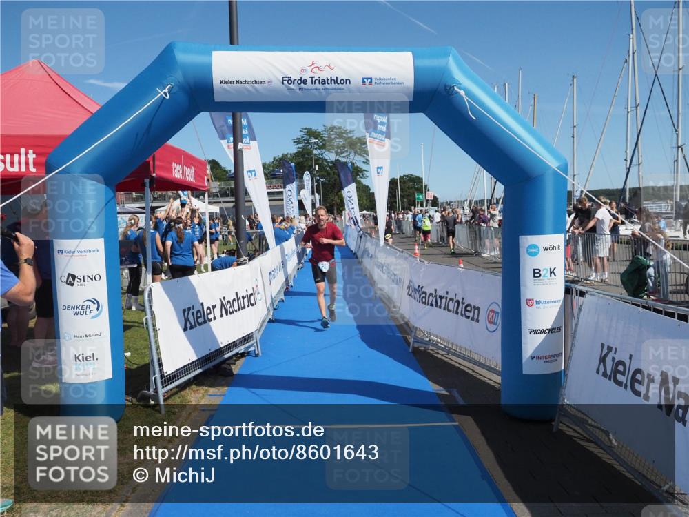 17.08.2025 - KN Förde Triathlon 2025 MichiJ http://msf.ph/oto/8601643 17.08.2025 12:18:14 Laufen 312, 329 meine-sportfotos.de