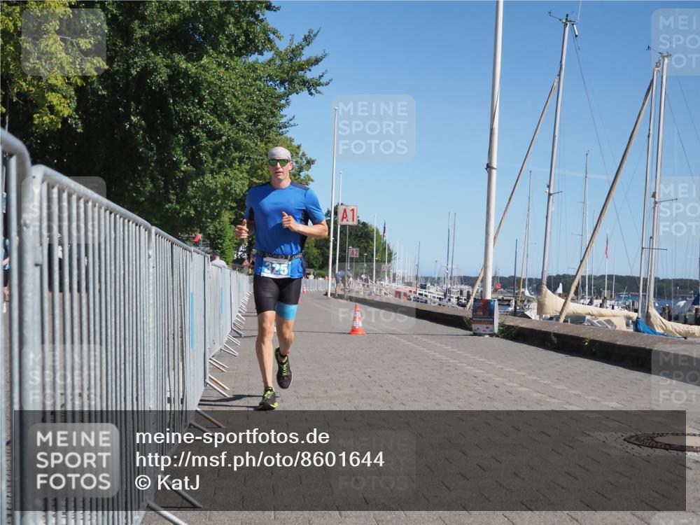 17.08.2025 - KN Förde Triathlon 2025 KatJ http://msf.ph/oto/8601644 17.08.2025 11:54:15 Laufen 303, 323, 325, 613 meine-sportfotos.de