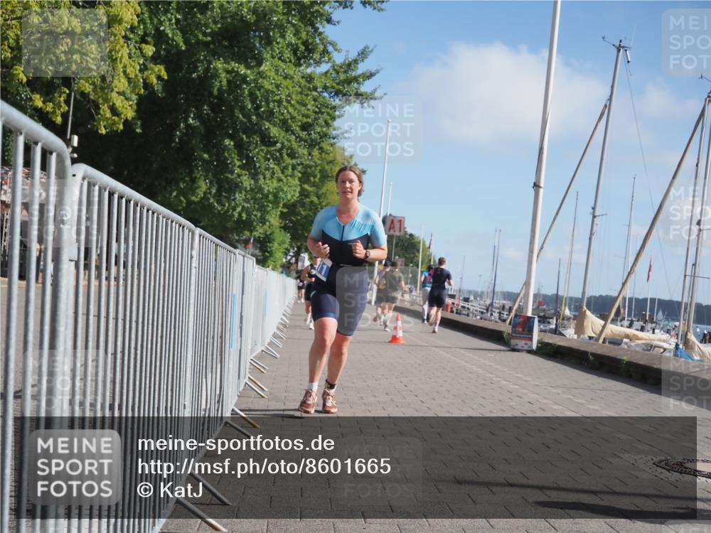 17.08.2025 - KN Förde Triathlon 2025 KatJ http://msf.ph/oto/8601665 17.08.2025 10:27:00 Laufen 159, 180, 211 meine-sportfotos.de
