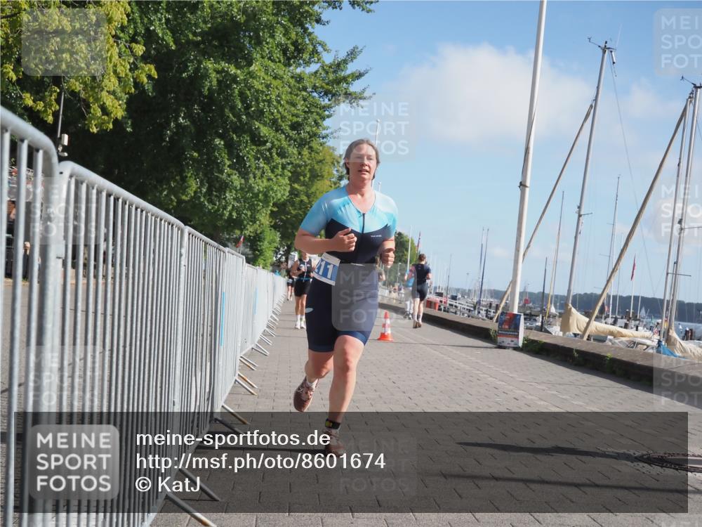 17.08.2025 - KN Förde Triathlon 2025 KatJ http://msf.ph/oto/8601674 17.08.2025 10:27:00 Laufen 159, 180, 211 meine-sportfotos.de