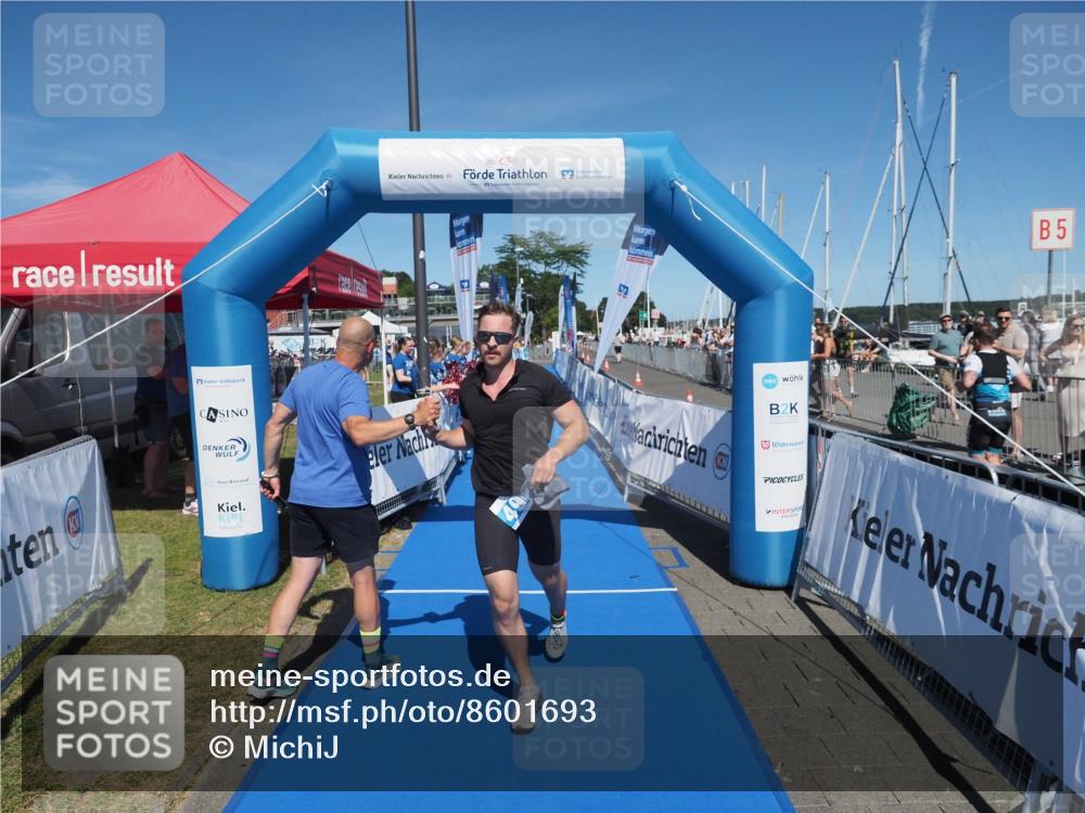 17.08.2025 - KN Förde Triathlon 2025 MichiJ http://msf.ph/oto/8601693 17.08.2025 14:10:34 Laufen 496 meine-sportfotos.de