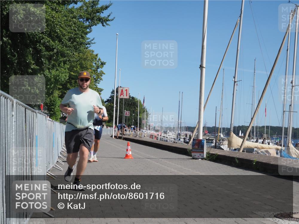 17.08.2025 - KN Förde Triathlon 2025 KatJ http://msf.ph/oto/8601716 17.08.2025 11:54:18 Laufen 291, 303, 323, 325, 613 meine-sportfotos.de