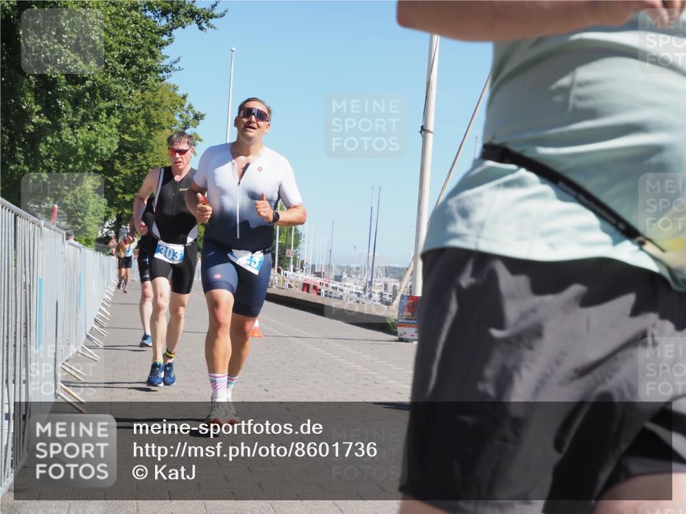 17.08.2025 - KN Förde Triathlon 2025 KatJ http://msf.ph/oto/8601736 17.08.2025 11:54:21 Laufen 270, 291, 303, 323, 613 meine-sportfotos.de