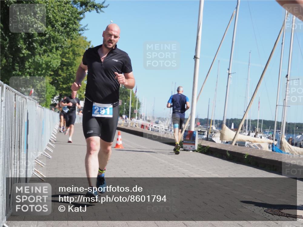 17.08.2025 - KN Förde Triathlon 2025 KatJ http://msf.ph/oto/8601794 17.08.2025 11:54:24 Laufen 270, 291, 303, 310, 323 meine-sportfotos.de