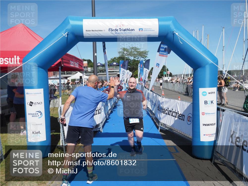 17.08.2025 - KN Förde Triathlon 2025 MichiJ http://msf.ph/oto/8601832 17.08.2025 14:11:05 Laufen 410 meine-sportfotos.de