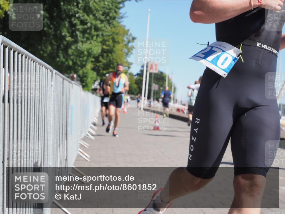 17.08.2025 - KN Förde Triathlon 2025 KatJ http://msf.ph/oto/8601852 17.08.2025 11:54:30 Laufen 270, 310 meine-sportfotos.de