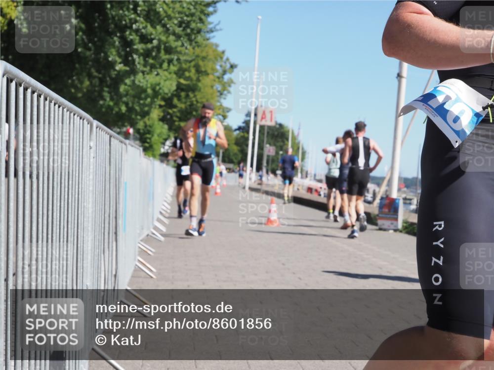 17.08.2025 - KN Förde Triathlon 2025 KatJ http://msf.ph/oto/8601856 17.08.2025 11:54:30 Laufen 270, 310 meine-sportfotos.de