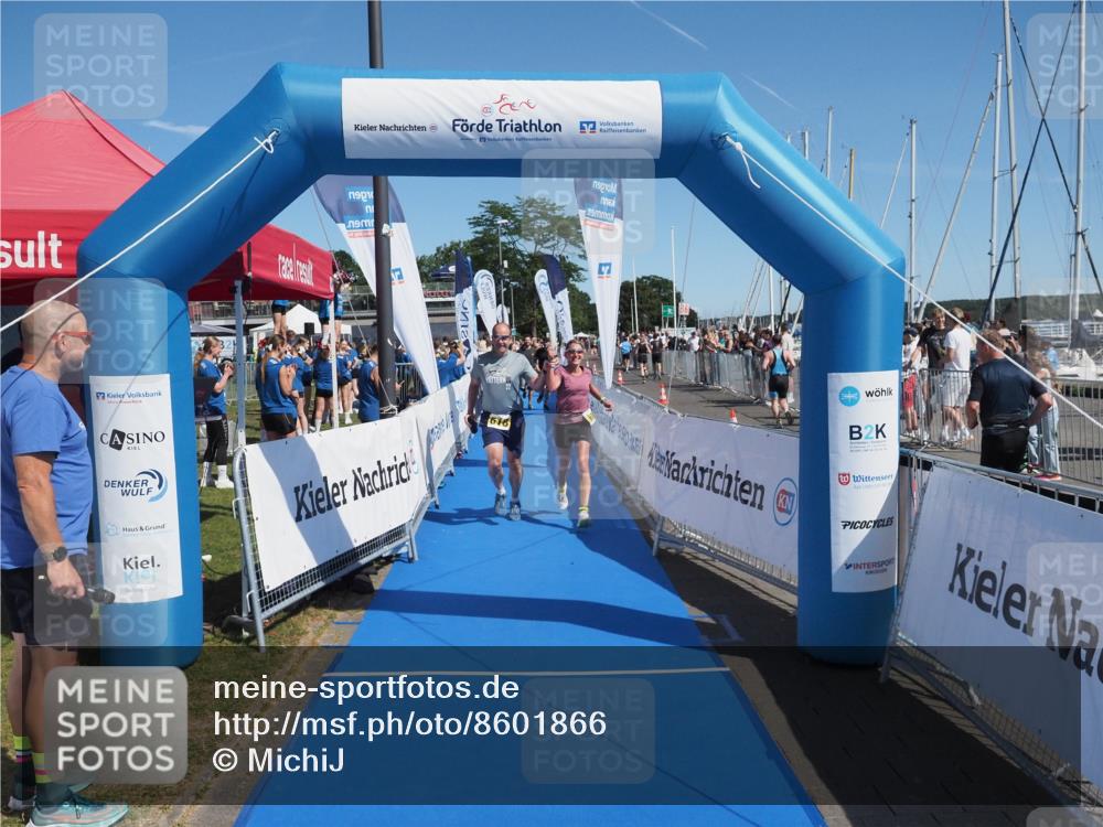 17.08.2025 - KN Förde Triathlon 2025 MichiJ http://msf.ph/oto/8601866 17.08.2025 12:18:45 Laufen 297, 618 meine-sportfotos.de