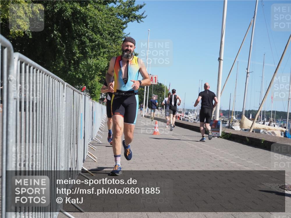17.08.2025 - KN Förde Triathlon 2025 KatJ http://msf.ph/oto/8601885 17.08.2025 11:54:32 Laufen 270, 310 meine-sportfotos.de