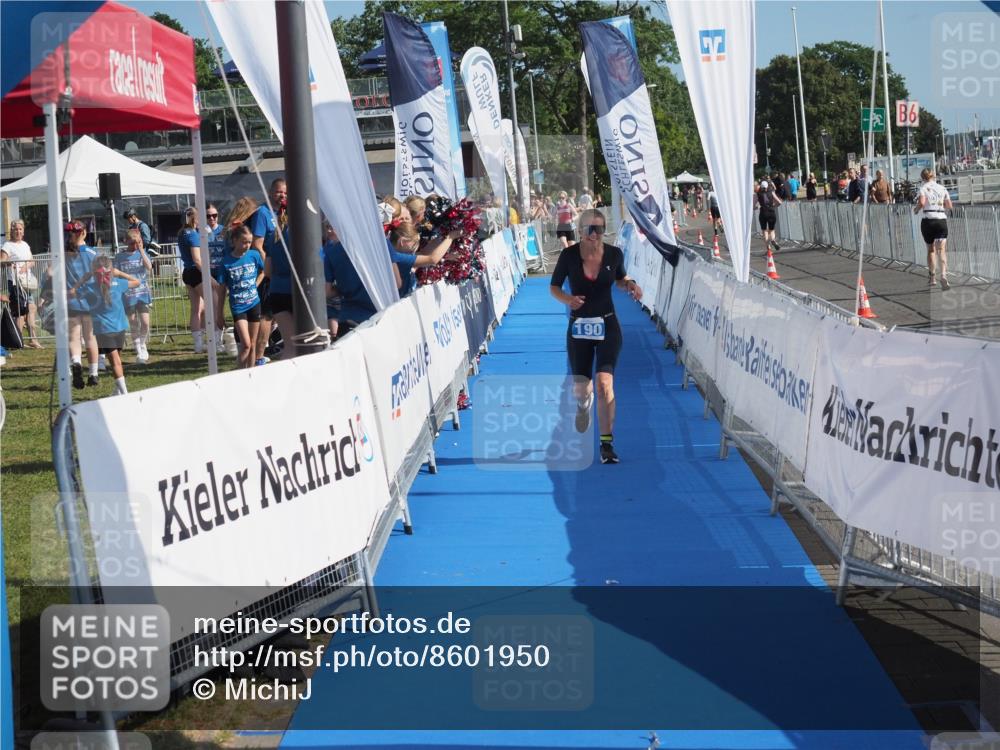 17.08.2025 - KN Förde Triathlon 2025 MichiJ http://msf.ph/oto/8601950 17.08.2025 10:49:48 Laufen 190, 235 meine-sportfotos.de