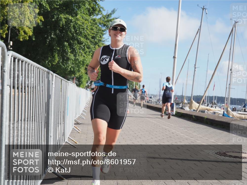 17.08.2025 - KN Förde Triathlon 2025 KatJ http://msf.ph/oto/8601957 17.08.2025 10:27:08 Laufen 130, 159, 196 meine-sportfotos.de
