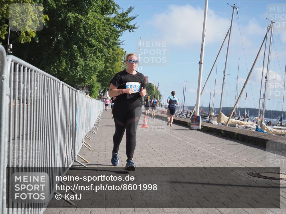 17.08.2025 - KN Förde Triathlon 2025 KatJ http://msf.ph/oto/8601998 17.08.2025 10:27:10 Laufen 130, 159, 196 meine-sportfotos.de