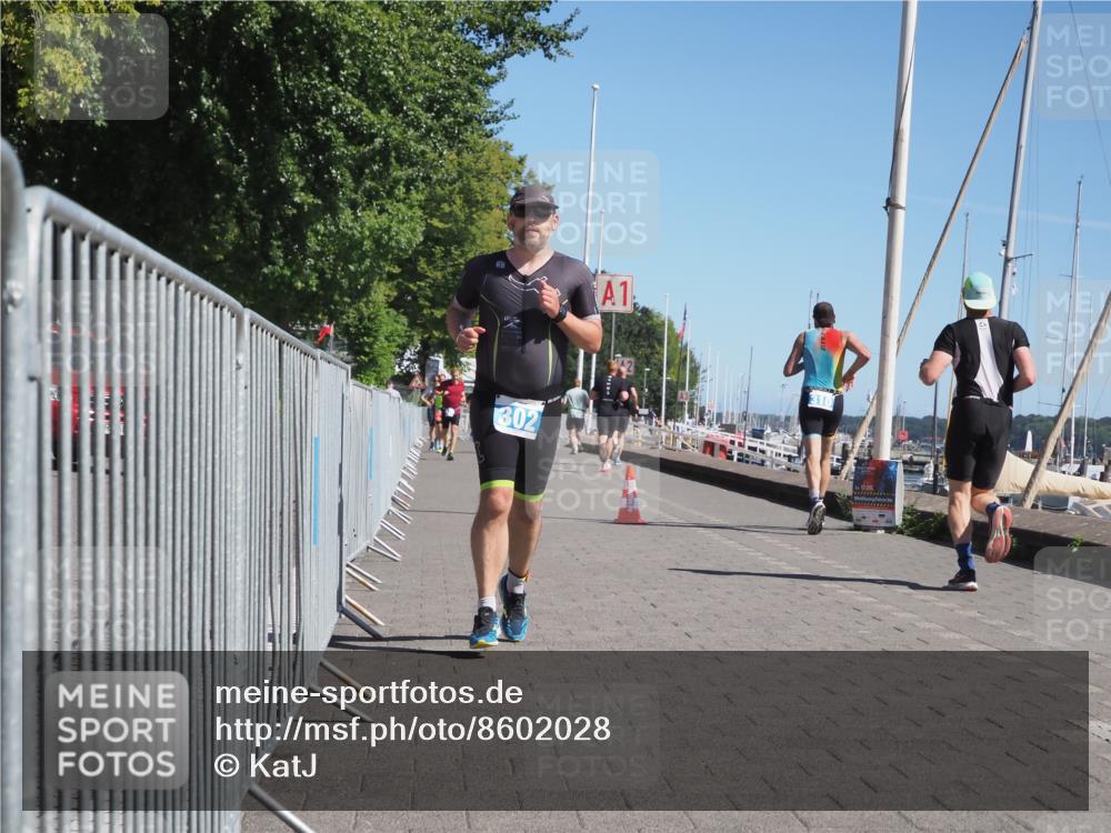 17.08.2025 - KN Förde Triathlon 2025 KatJ http://msf.ph/oto/8602028 17.08.2025 11:54:41 Laufen 302 meine-sportfotos.de