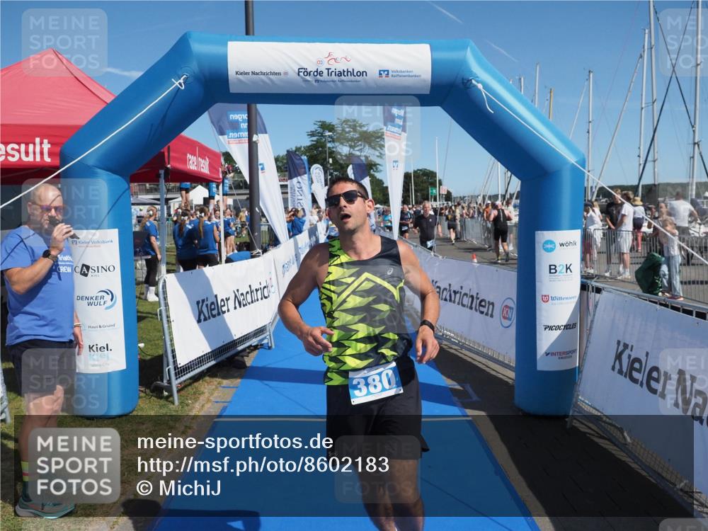 17.08.2025 - KN Förde Triathlon 2025 MichiJ http://msf.ph/oto/8602183 17.08.2025 12:18:57 Laufen 293, 380, 601 meine-sportfotos.de