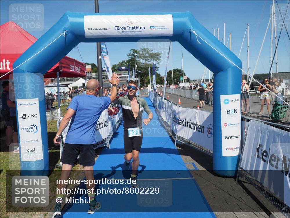 17.08.2025 - KN Förde Triathlon 2025 MichiJ http://msf.ph/oto/8602229 17.08.2025 14:11:37 Laufen 524 meine-sportfotos.de
