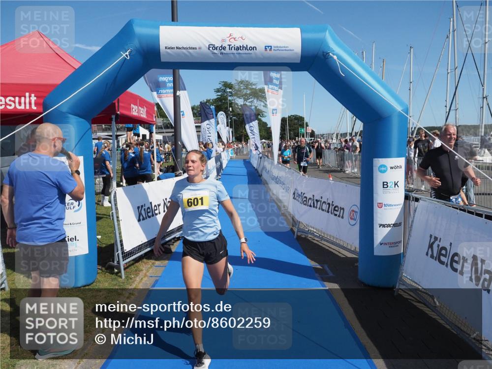 17.08.2025 - KN Förde Triathlon 2025 MichiJ http://msf.ph/oto/8602259 17.08.2025 12:19:01 Laufen 380, 601 meine-sportfotos.de