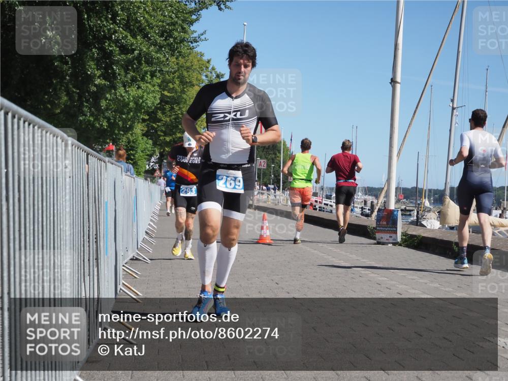 17.08.2025 - KN Förde Triathlon 2025 KatJ http://msf.ph/oto/8602274 17.08.2025 11:55:01 Laufen 269, 293 meine-sportfotos.de