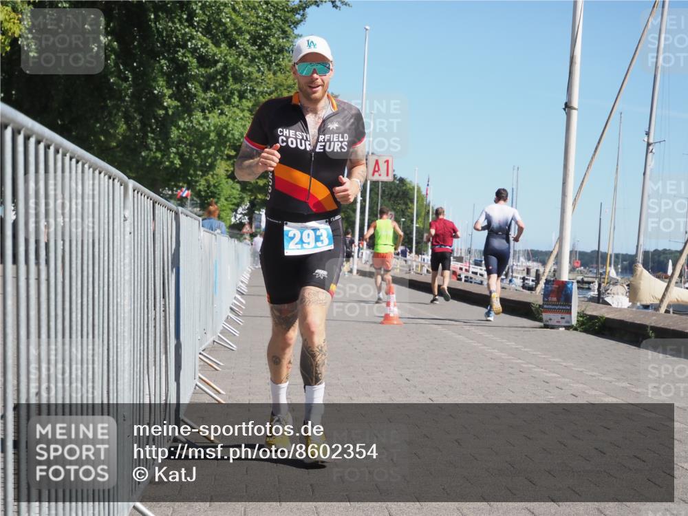 17.08.2025 - KN Förde Triathlon 2025 KatJ http://msf.ph/oto/8602354 17.08.2025 11:55:04 Laufen 269, 293, 360 meine-sportfotos.de